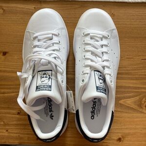 NWT Adidas Stan Smith White Shoes with Navy